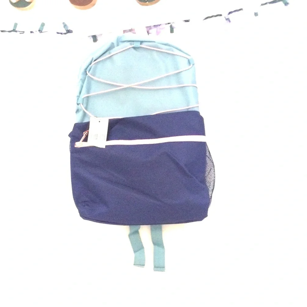 Girls Bungee backpack new .